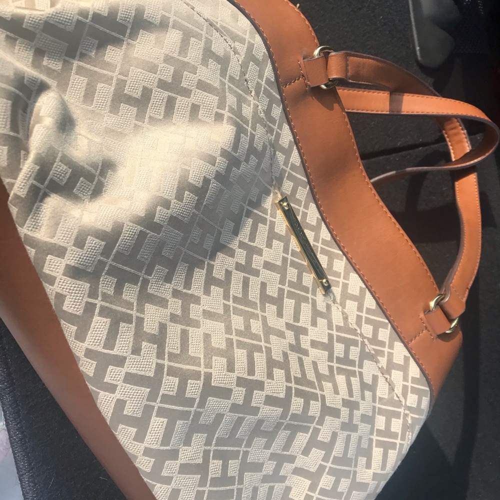 Never used Tommy Hilfiger purse